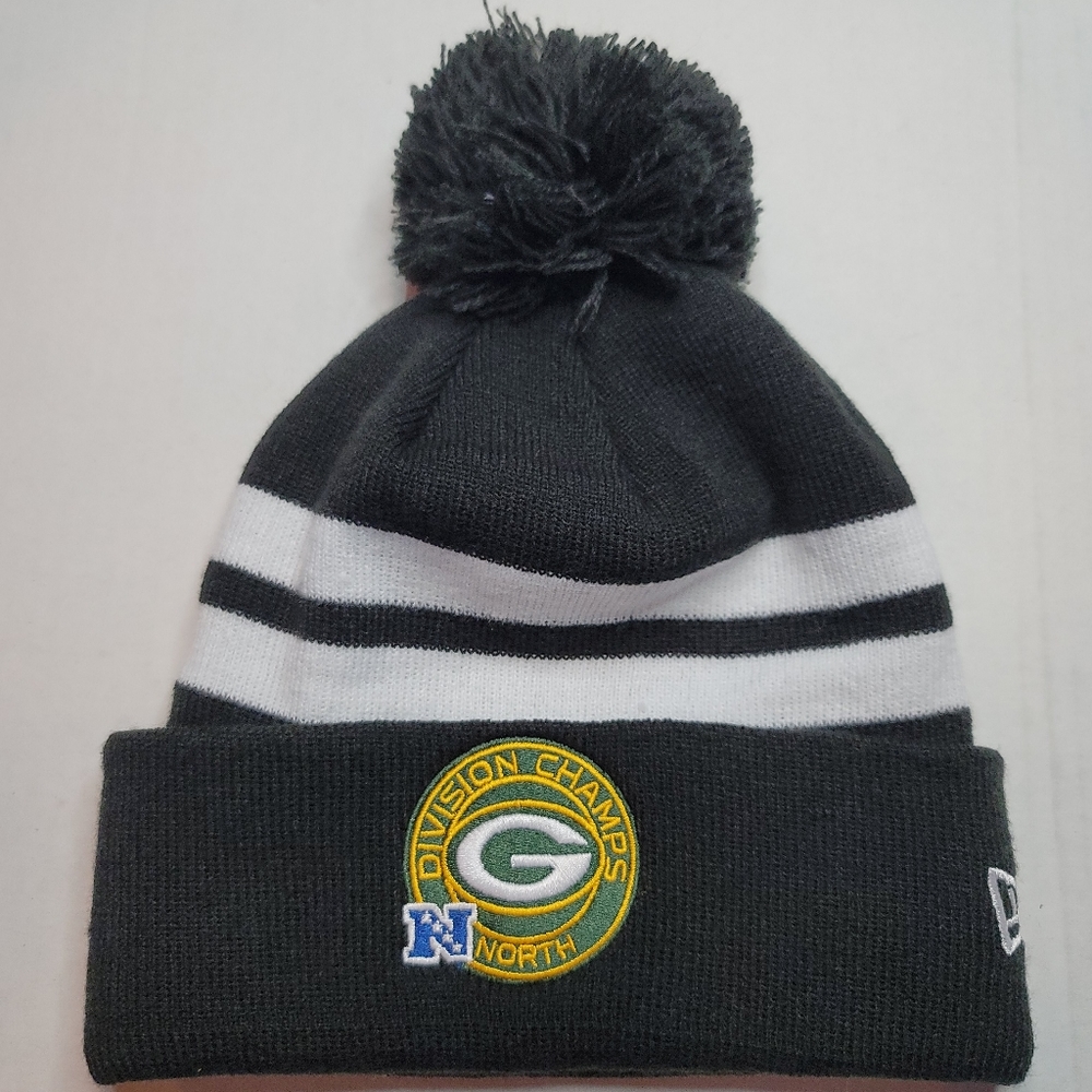 Green Bay Packers New Era NFC North Division Champions Top Stripe Pom Knit Black